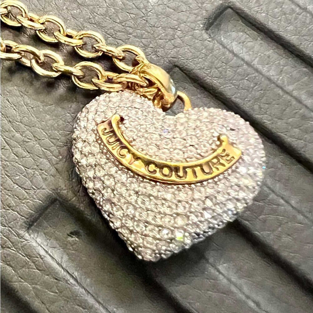 Juicy Couture long necklace